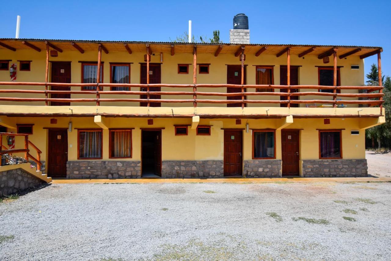 Tilcara Rustica Hostel エクステリア 写真