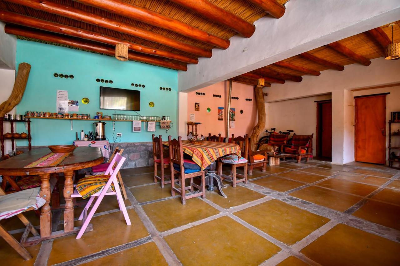 Tilcara Rustica Hostel エクステリア 写真