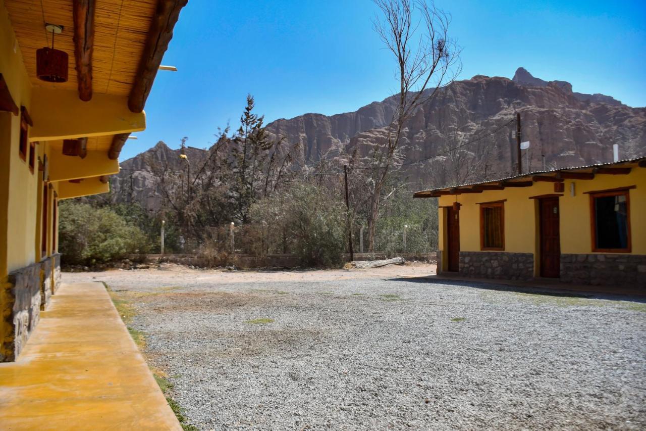 Tilcara Rustica Hostel エクステリア 写真